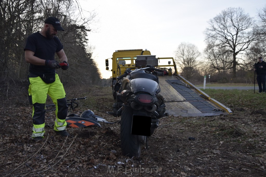 Schwerer VU Krad Fahrrad Koeln Porz Alte Koelnerstr P278.JPG - Miklos Laubert